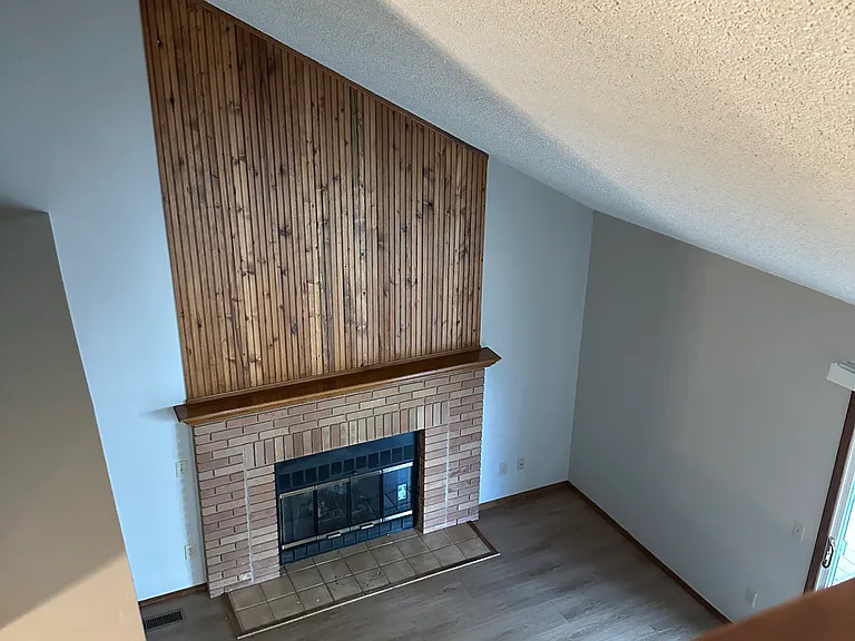 6120 Fall River Dr — Photo 6