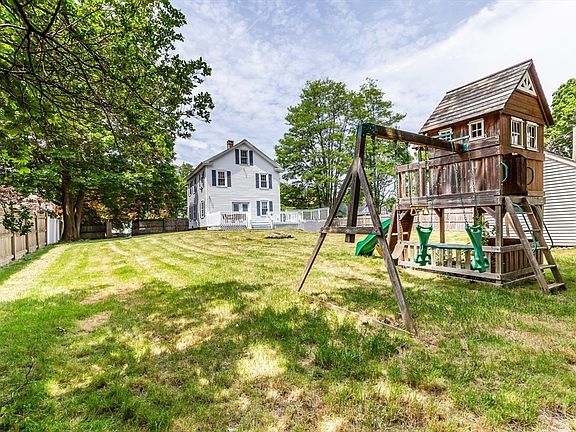4th image of 6 Parkin Ct