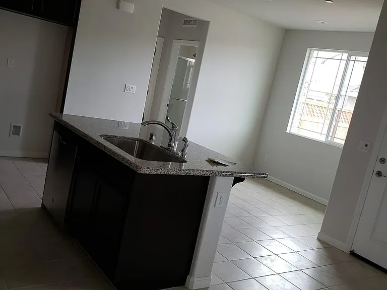 1416 S Hart Dr — Photo 4