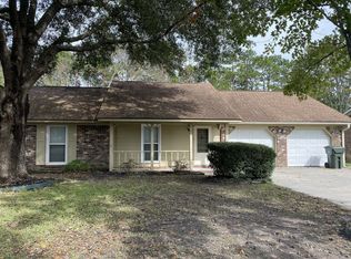 617 Longleaf Rd, Summerville, SC 29486