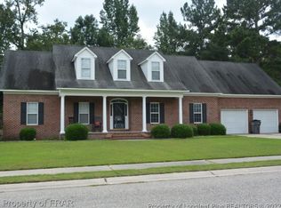 3321 Harrisburg Dr, Fayetteville, NC 28306