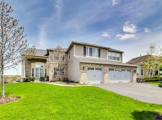 2081 Chadwick Way, Mundelein, IL 60060