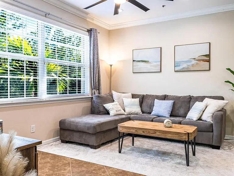 23550 Alamanda Dr #203 — Photo 3