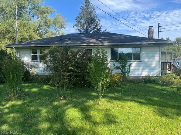3762 Barclay Messerly Rd, Southington, OH 44470