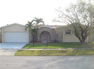 20201 SW 92nd Ave, Cutler Bay, FL 33189