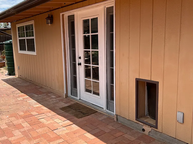 1158 N Santa Rosa Ave — Photo 20