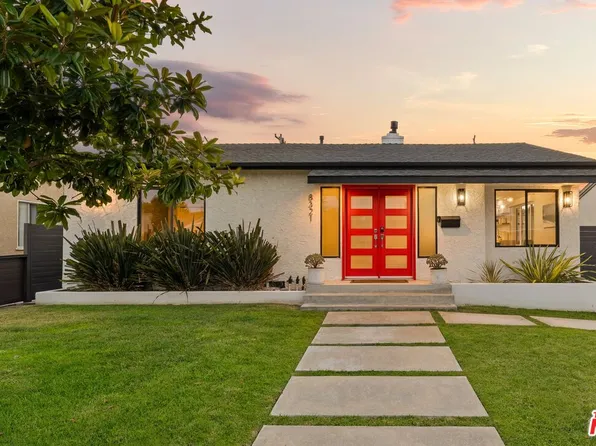 8321 Creighton Ave, Los Angeles, CA 90045