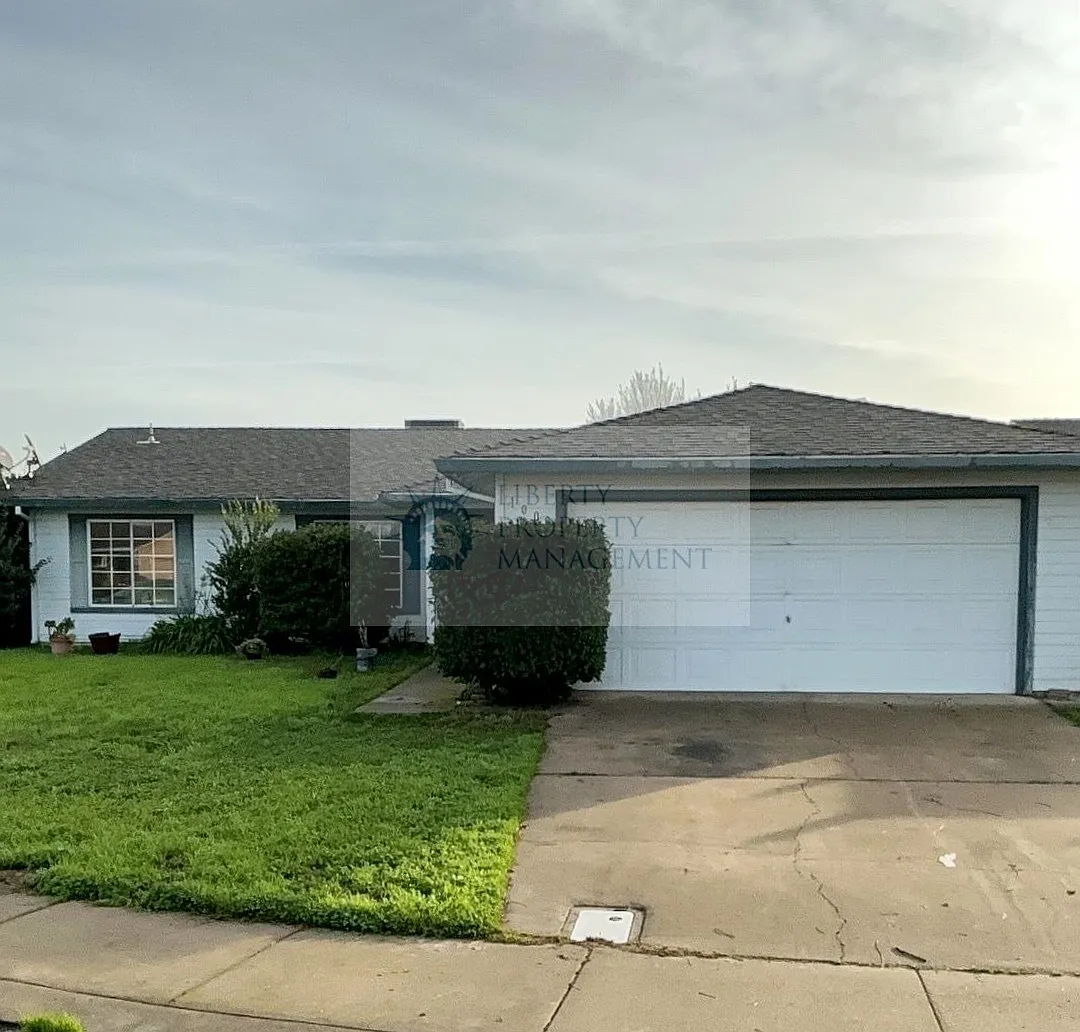 1008 Chalone Ct photo 1