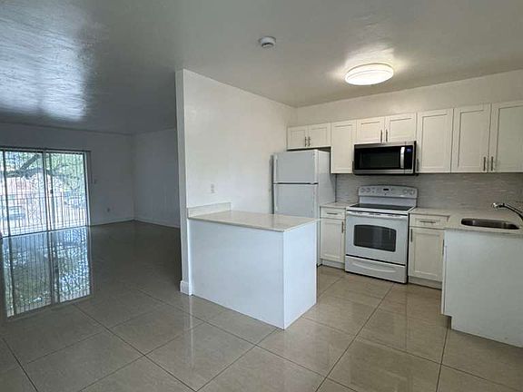 5th image of 575 NE 143rd St #11587631