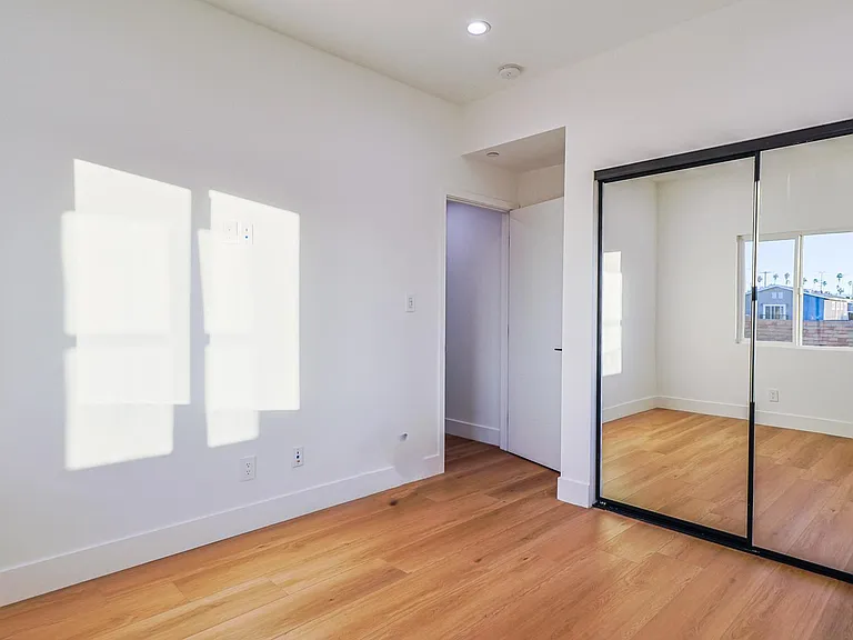 4848 W 17th St #1/2 — Photo 7