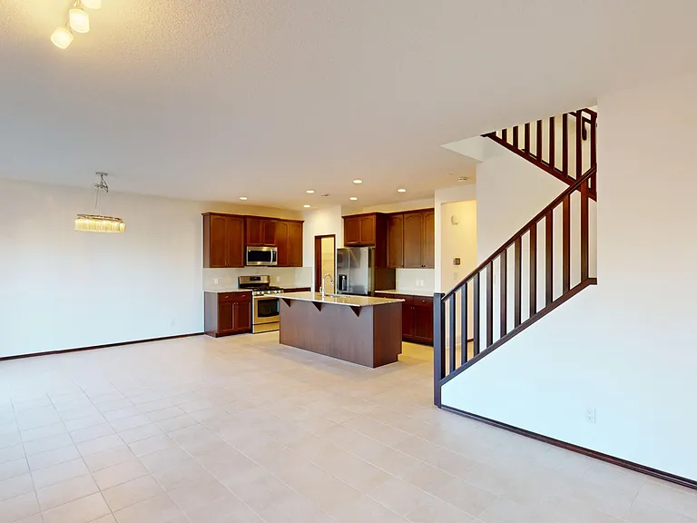 207 Auburn Glen Dr SE — Photo 2