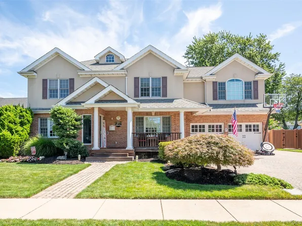 74 Broadway, Bethpage, NY 11714