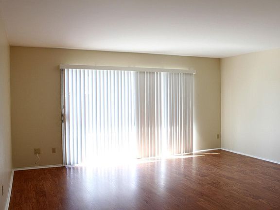 2nd image of 7240 Enders Ave