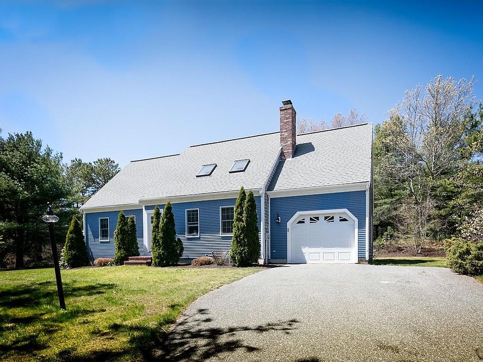 1st image of 8 Topsail Ln