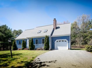 8 Topsail Ln, Plymouth, MA 02360
