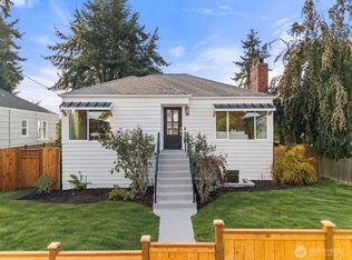 7739 19th Ave NW, Seattle, WA 98117