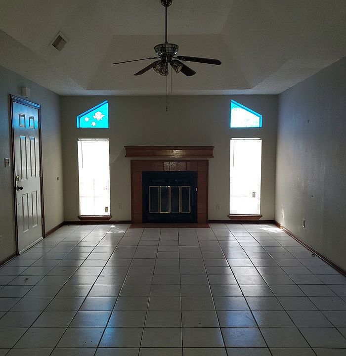 1st image of 1805 White Tail Dr