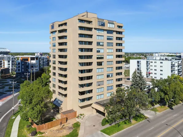 8340 Jasper Ave NW #203, Edmonton, AB T5H 4C6