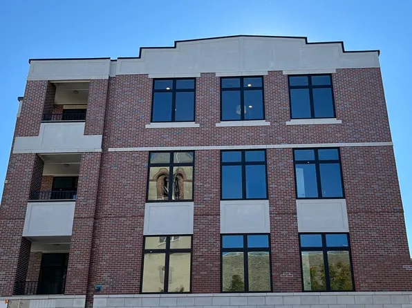 124 Highland Ave #303, Somerville, MA 02143