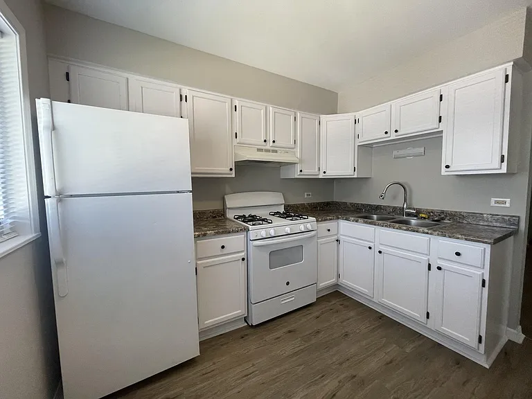 690 Marilyn Ave #206 — Photo 31