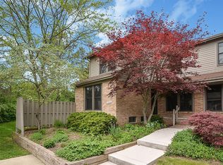 2232 Rivenoak Ct, Ann Arbor, MI 48103