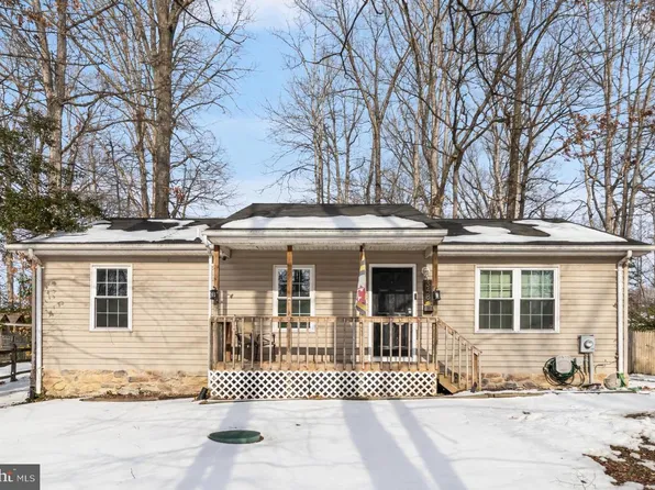 348 Red Cloud Rd, Lusby, MD 20657