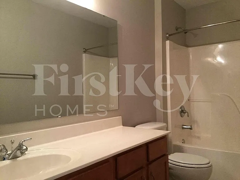 126 Center Point Dr — Photo 14