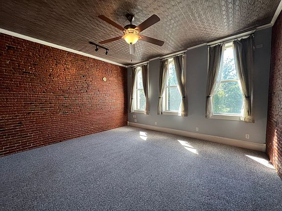 2nd image of 405 Hampshire St #4