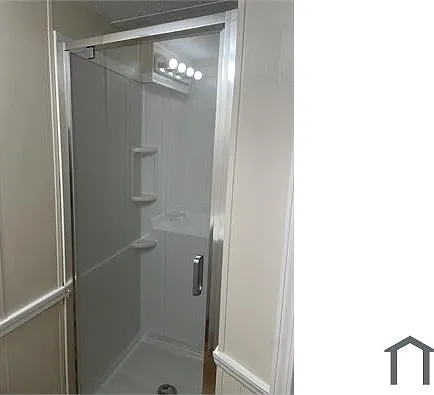 2 bed, $1,100 — Photo 4