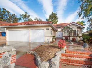 8010 Valley Flores Dr, Canoga Park, CA 91304