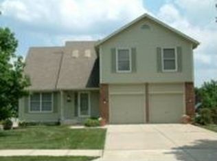 15843 Glenwood St, Overland Park, KS 66223