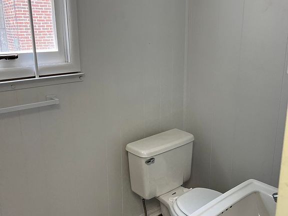 5th image of 41 S Bedford St