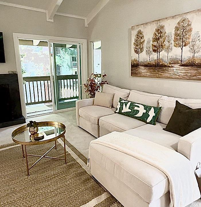 1st image of 19421 Vineyard Ln