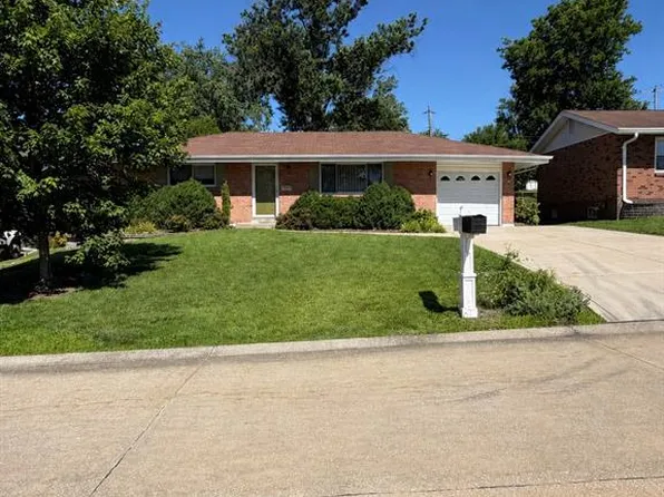 10919 Acton Dr, Saint Louis, MO 63123