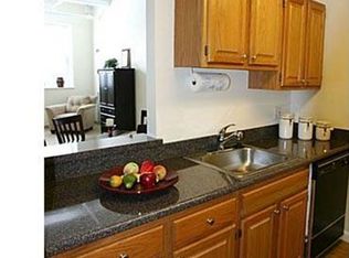 194 Franklin St #113, Cambridge, MA 02139