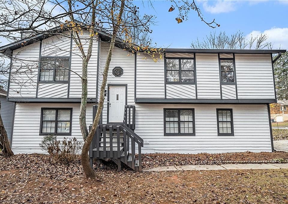 1st image of 2649 Porter Dr