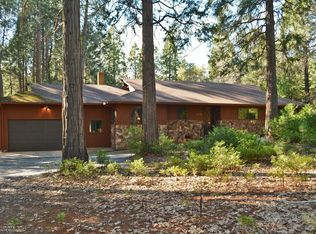 14090 Highland Dr, Grass Valley, CA 95945