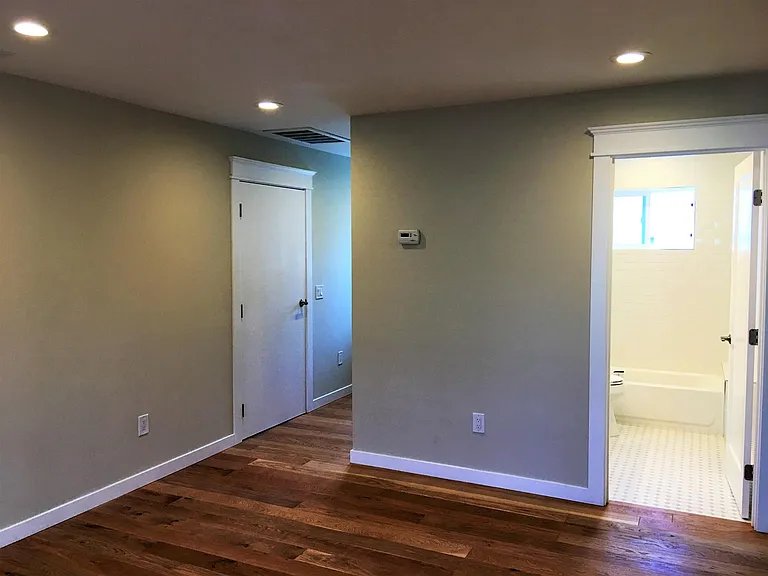 1141 5th Ave — Photo 3