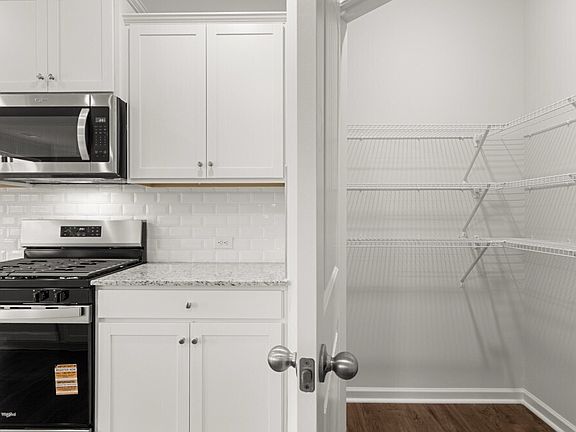 7th image of this home
