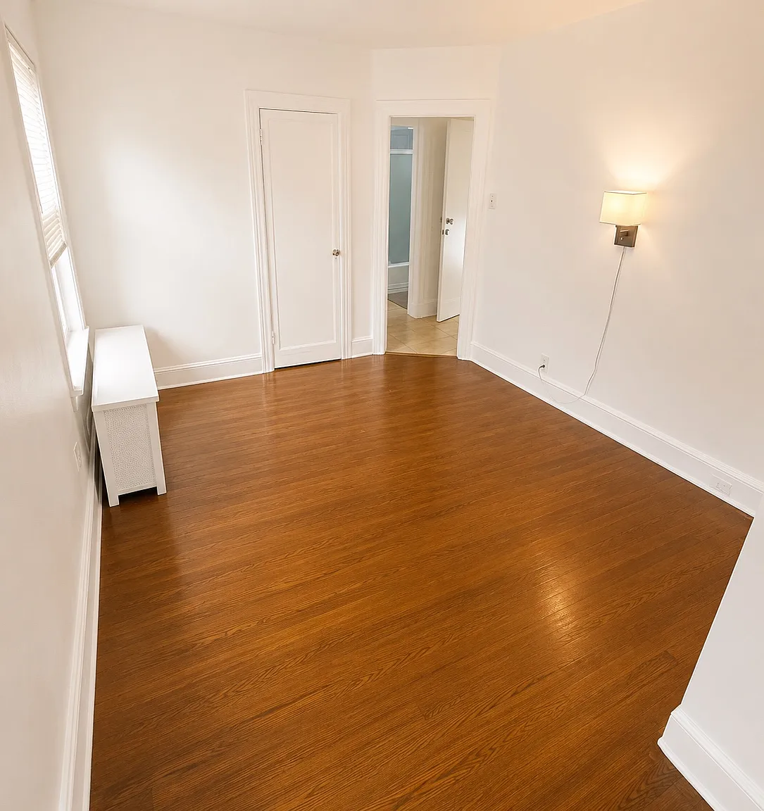 2 bed, 1000 sqft, $1,900 — Photo 1