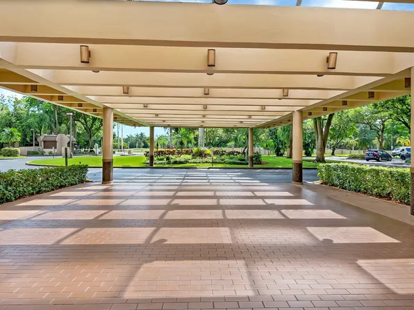 2804 N 46th Avenue #C430, Hollywood, FL 33021