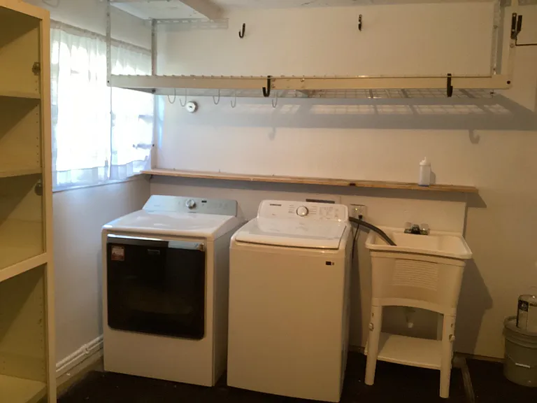 461 Clifton St #F — Photo 15