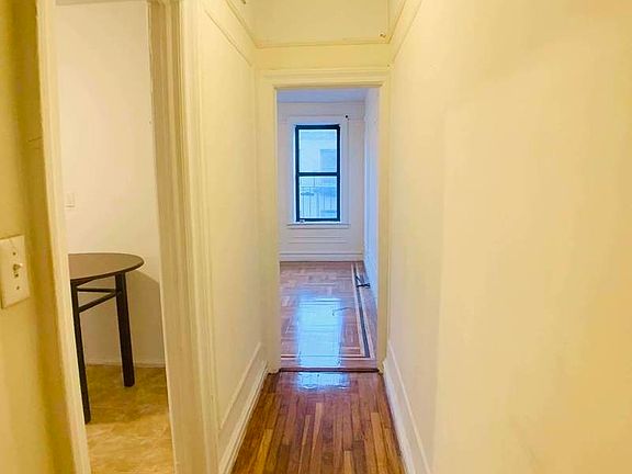 5th image of 10 Cooper St APT 4M