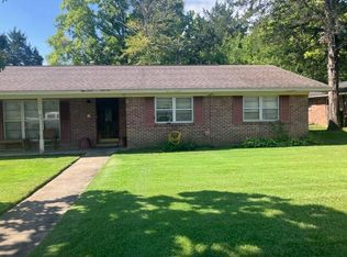 1003 Eisenhower Dr, Tupelo, MS 38801
