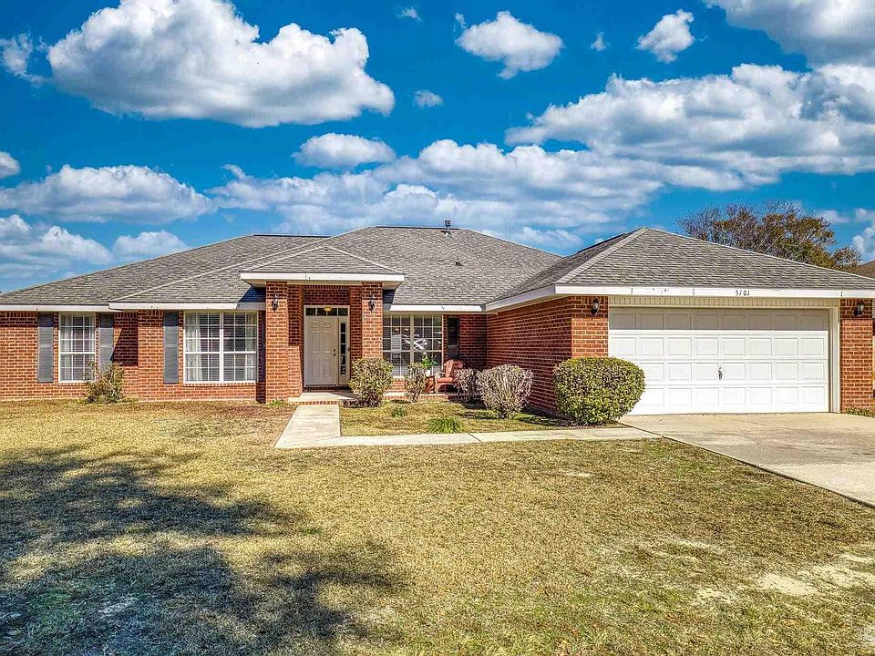 1st image of 5101 English Oak Dr