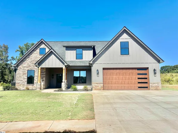 324 Stagmore Ct, Lyman, SC 29365