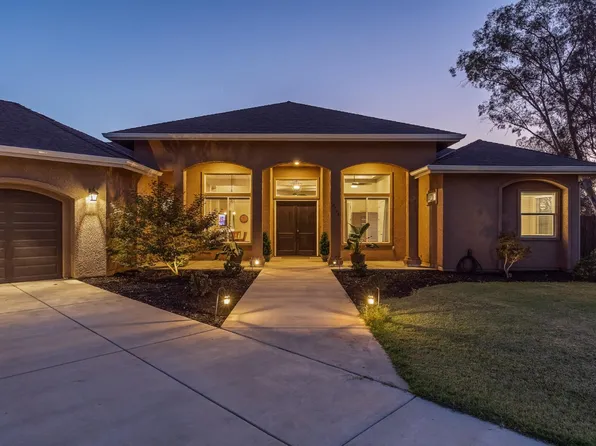 3775 N Indianola Ave, Sanger, CA 93657