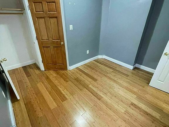 5th image of 339 18th St #3L