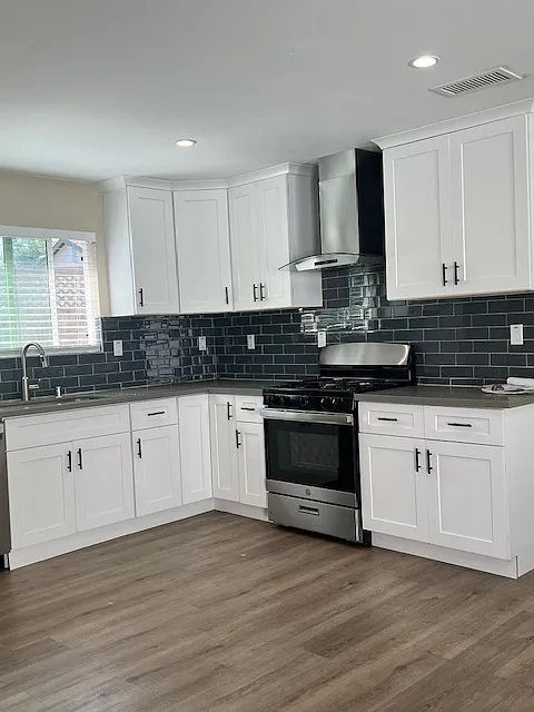 2 bed, 790 sqft, $2,500 — Photo 3
