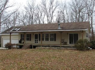 389 Old Fox Hill Ln, Gainesboro, TN 38562